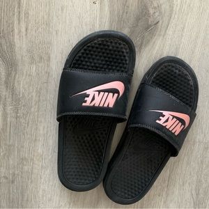 6w nike slides